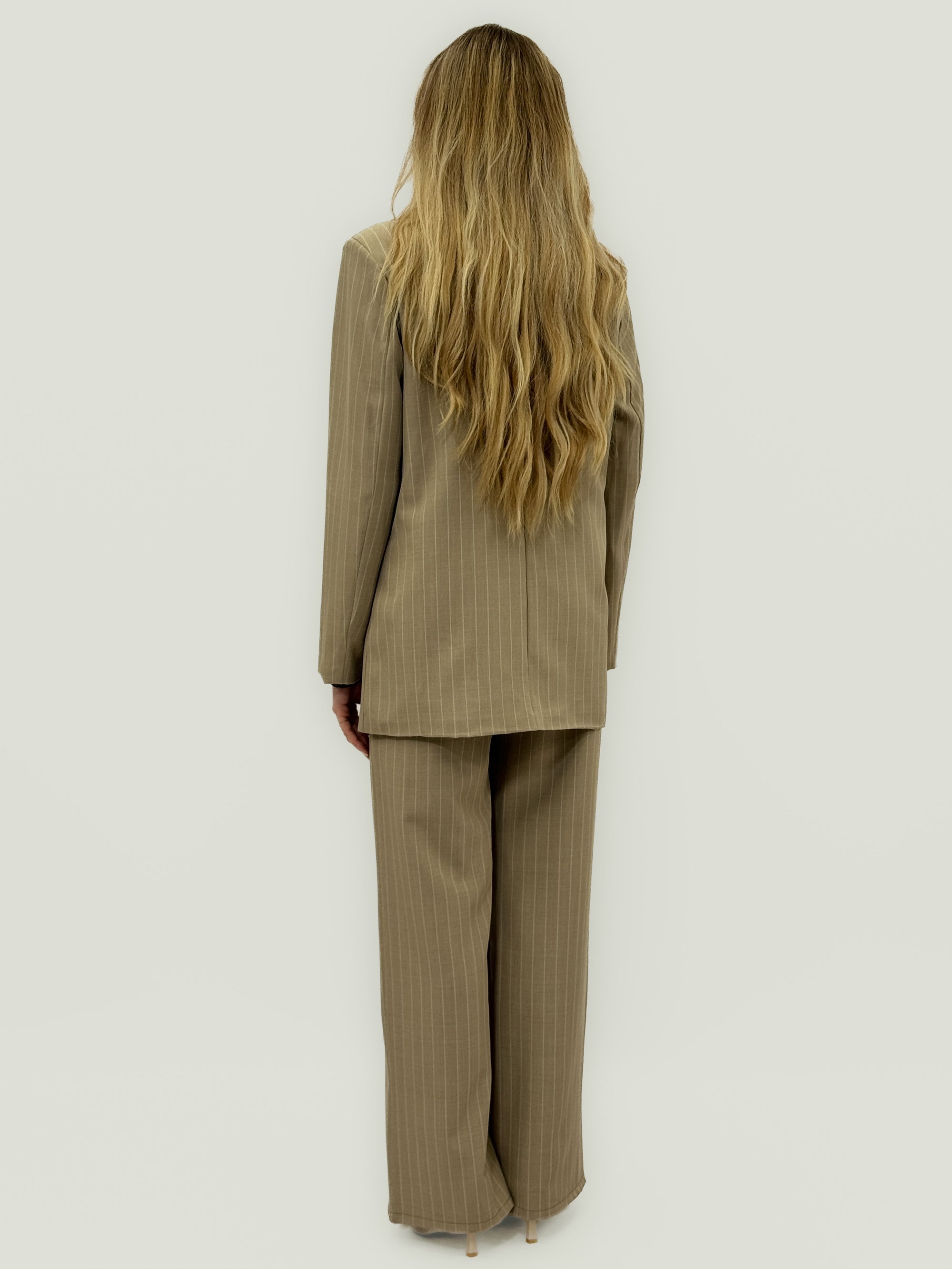 Completo Donna Gessato Blazer Doppiopetto e Pantalone