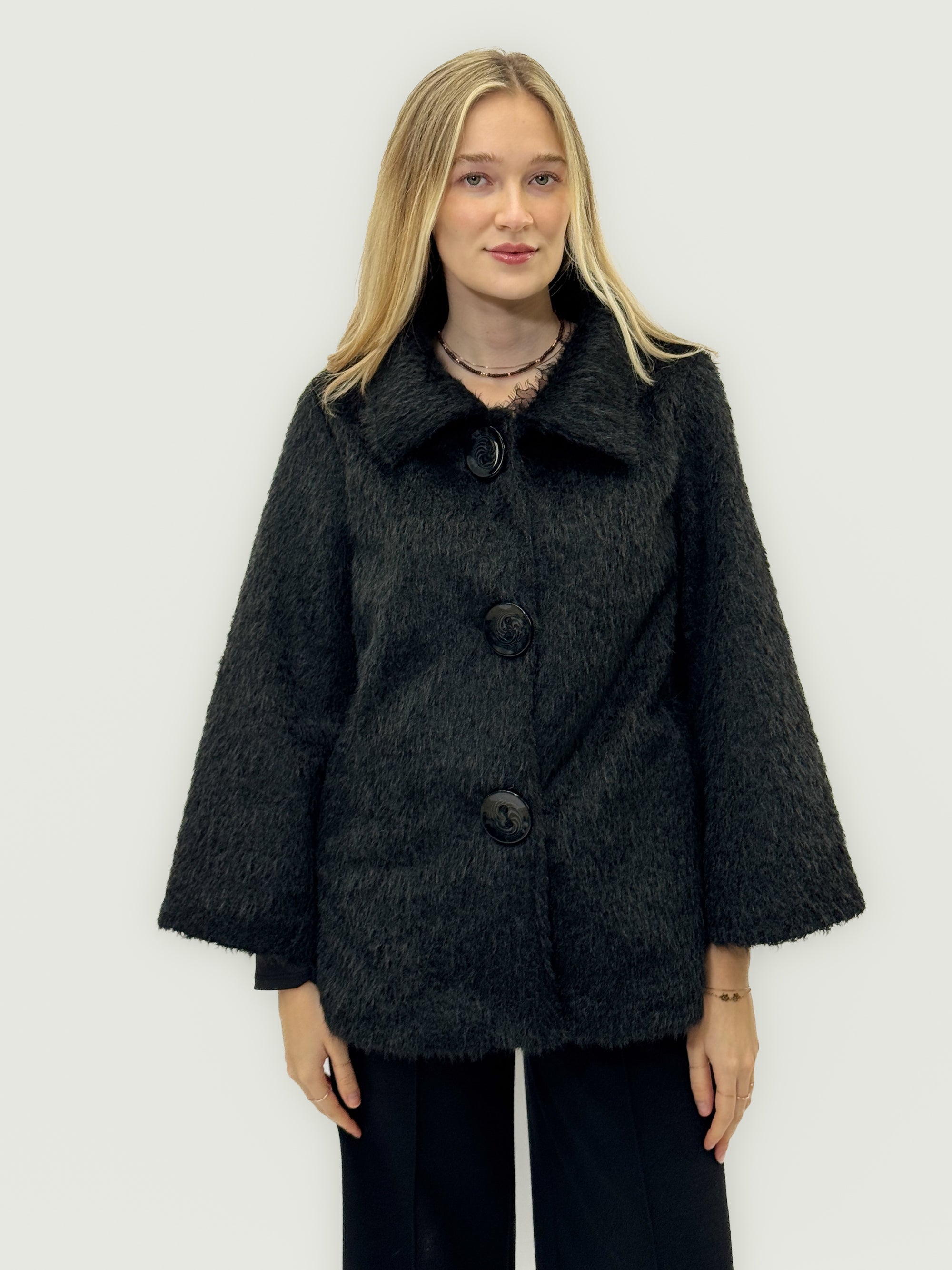 Giacca effetto cavallino con maxi bottoni