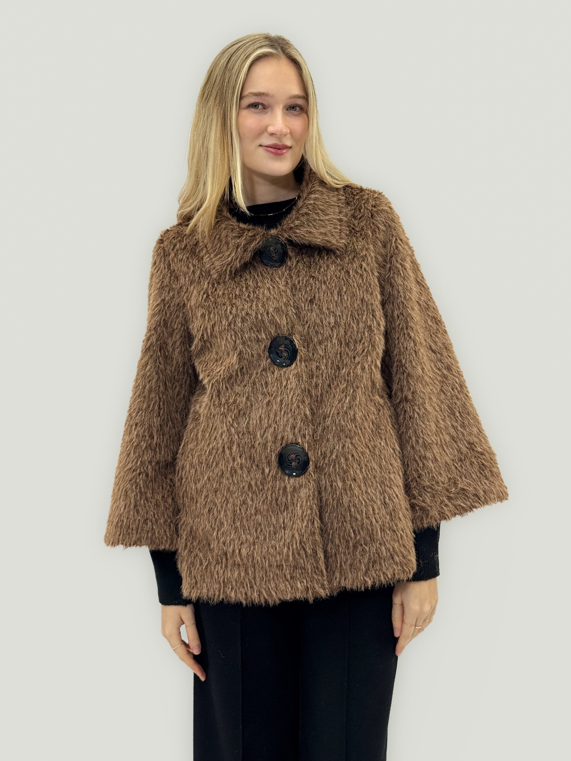 Giacca effetto cavallino con maxi bottoni