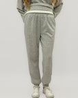 Completo Comfy Chic con Felpa e Pantalone Coordinato