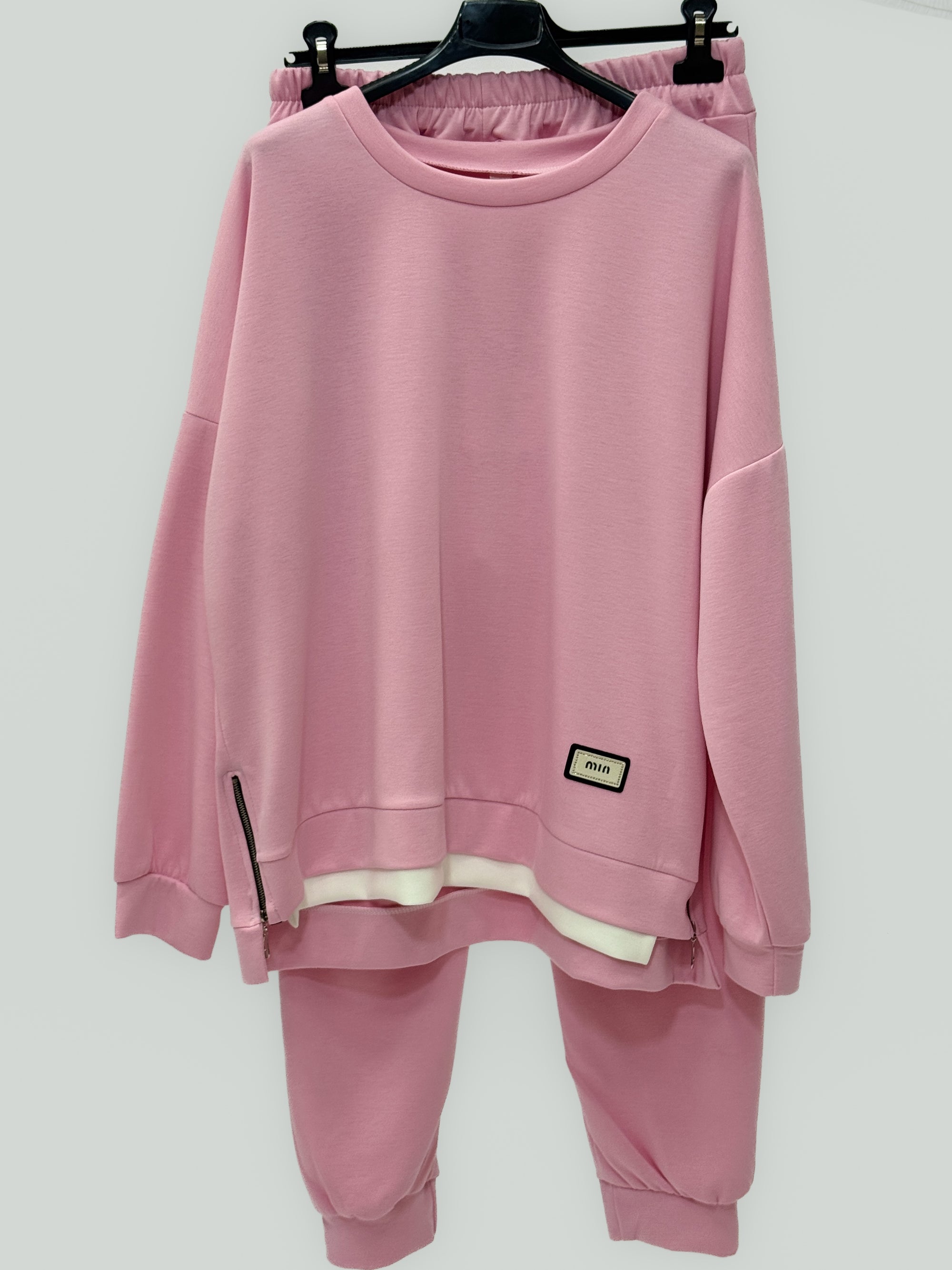 Completo Comfy Chic con Felpa e Pantalone Coordinato