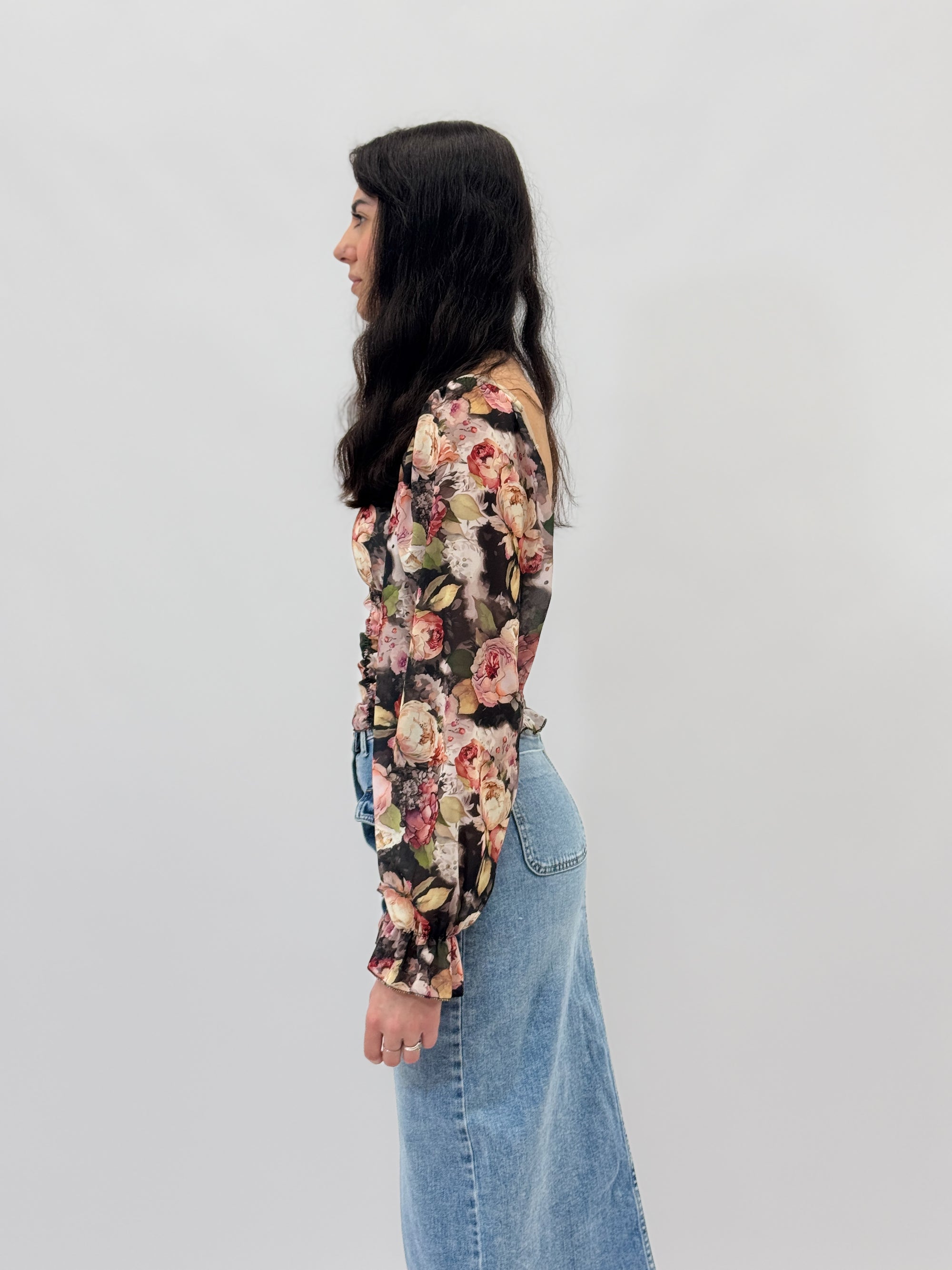 Maglia crop maniche lunghe con stampa floreale