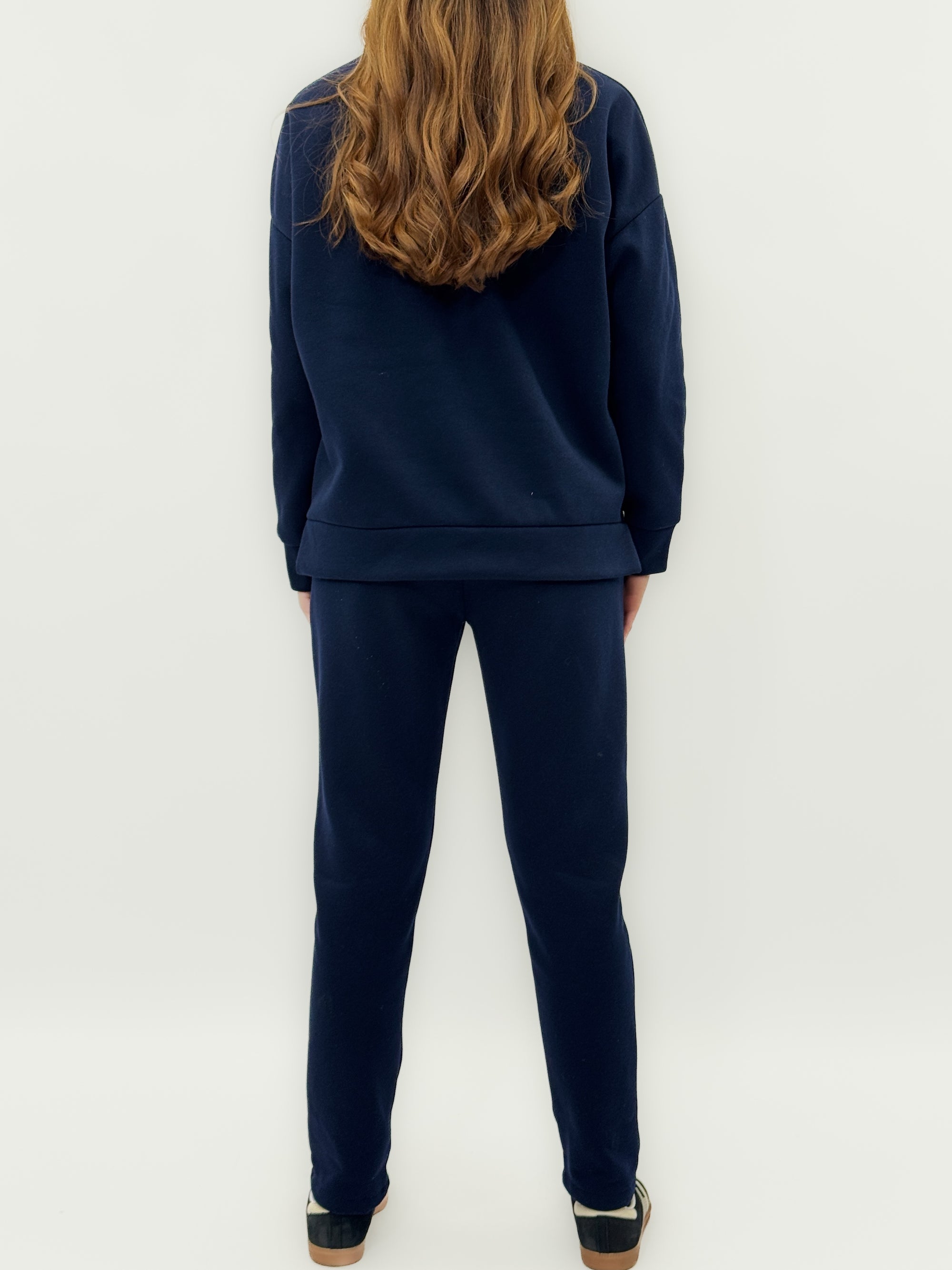 Completo felpa e pantaloni dritti felpati