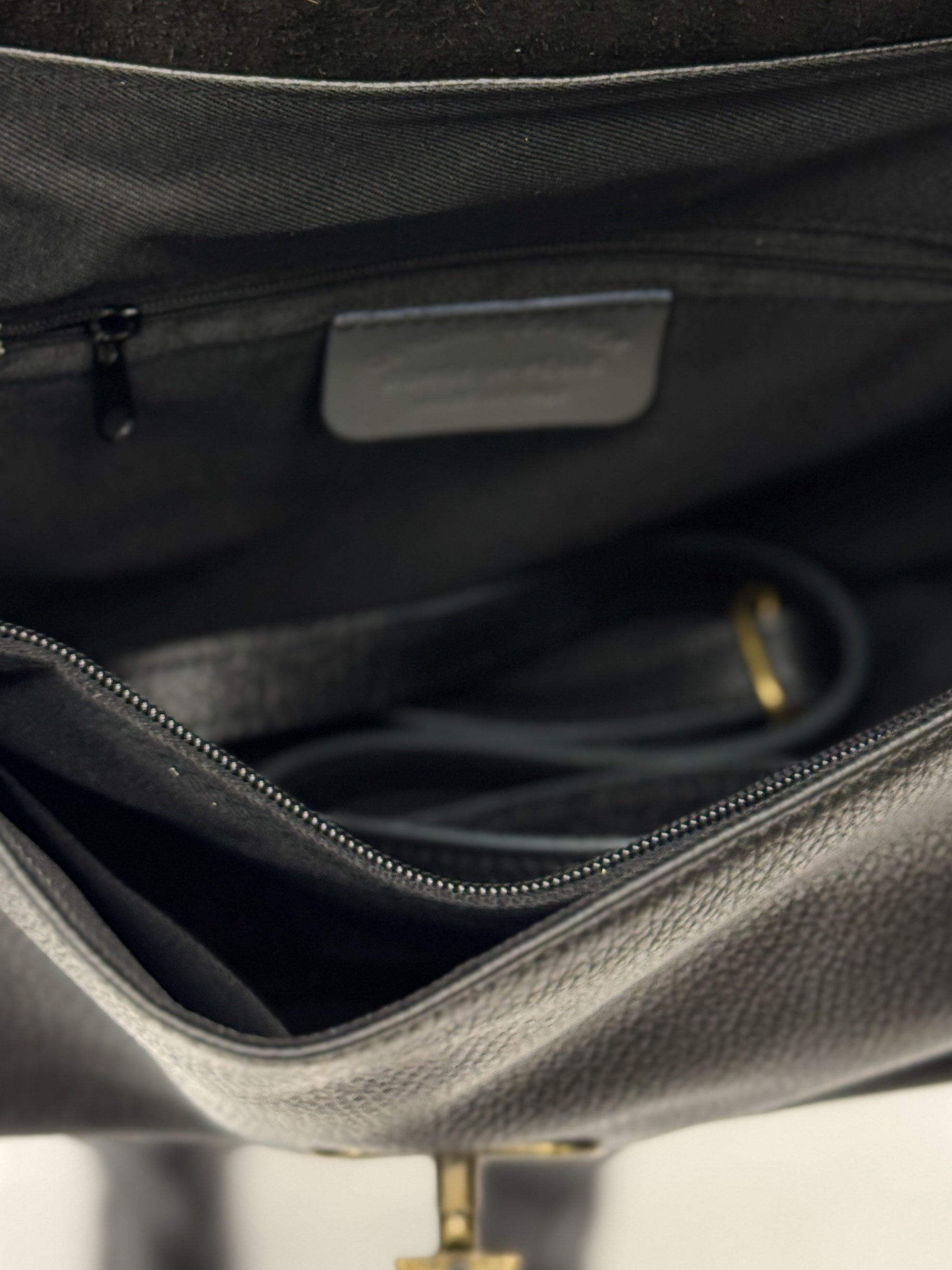 Borsa in vera pelle con patta in cavallino - Made in Italy