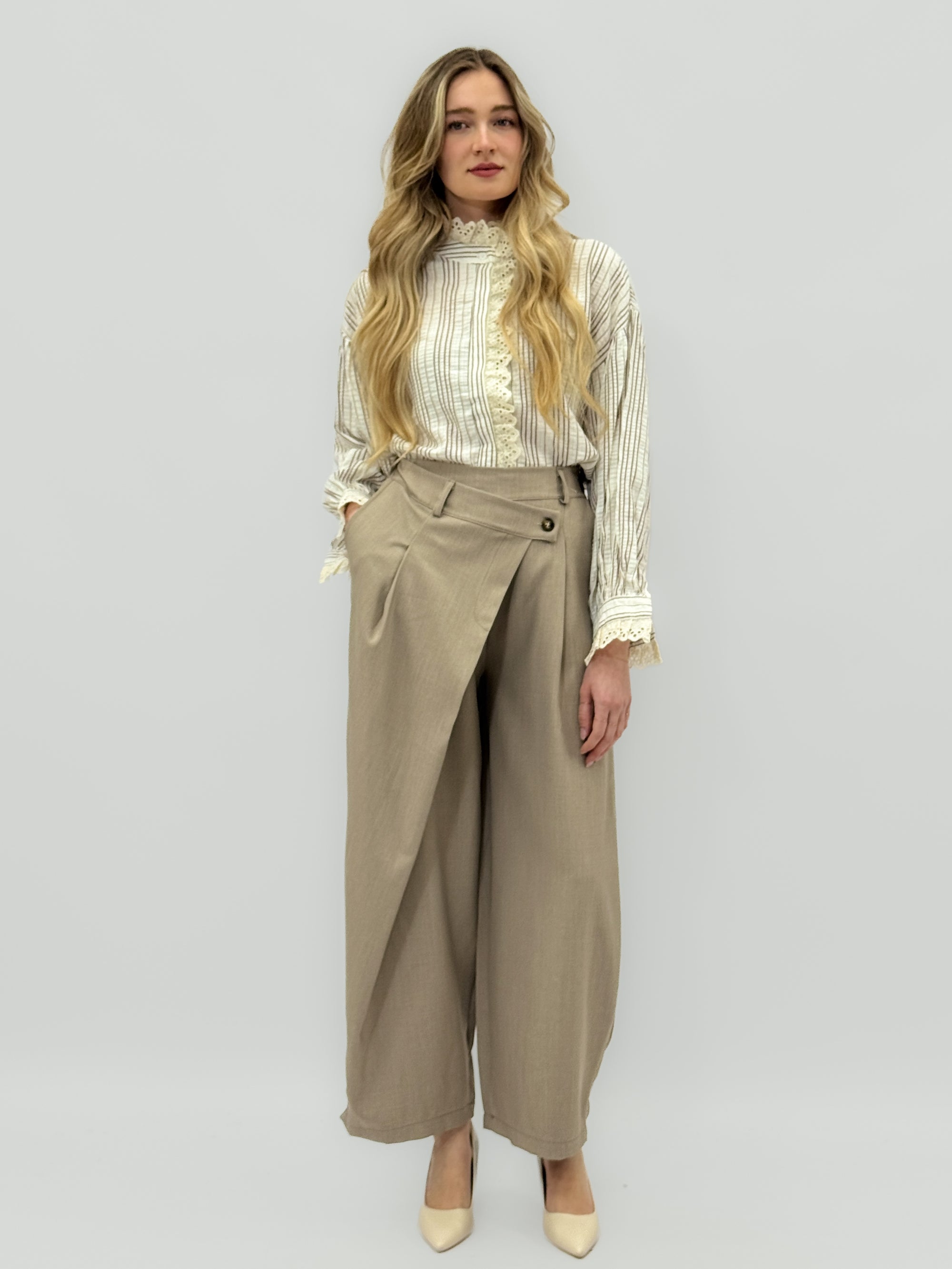 Pantalone Palazzo Vita Alta con Pences Stile Elegante