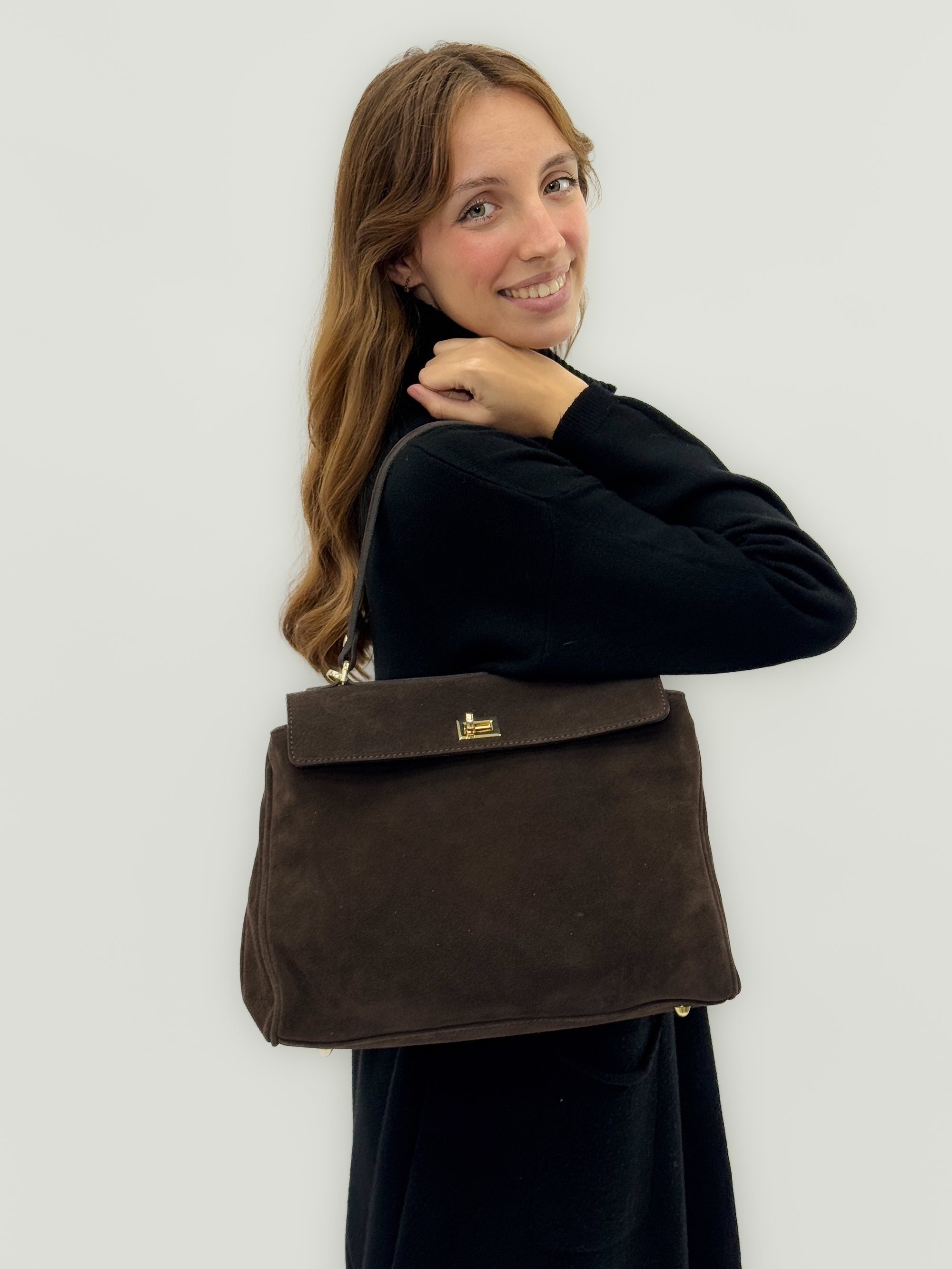 Borsa in vera pelle scamosciata – Made in Italy