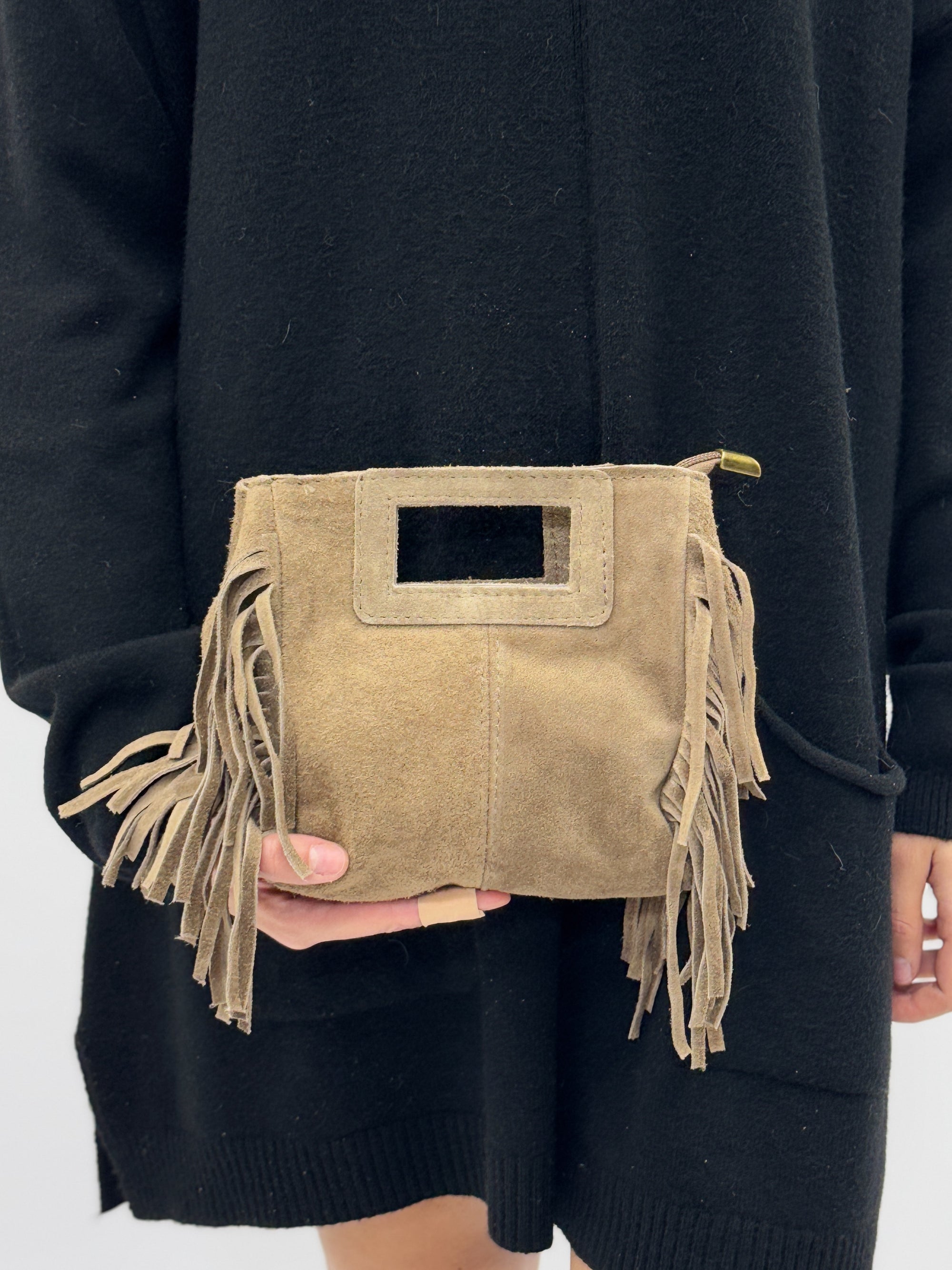 Borsa mini in vera pelle scamosciata con frange – Made in Italy