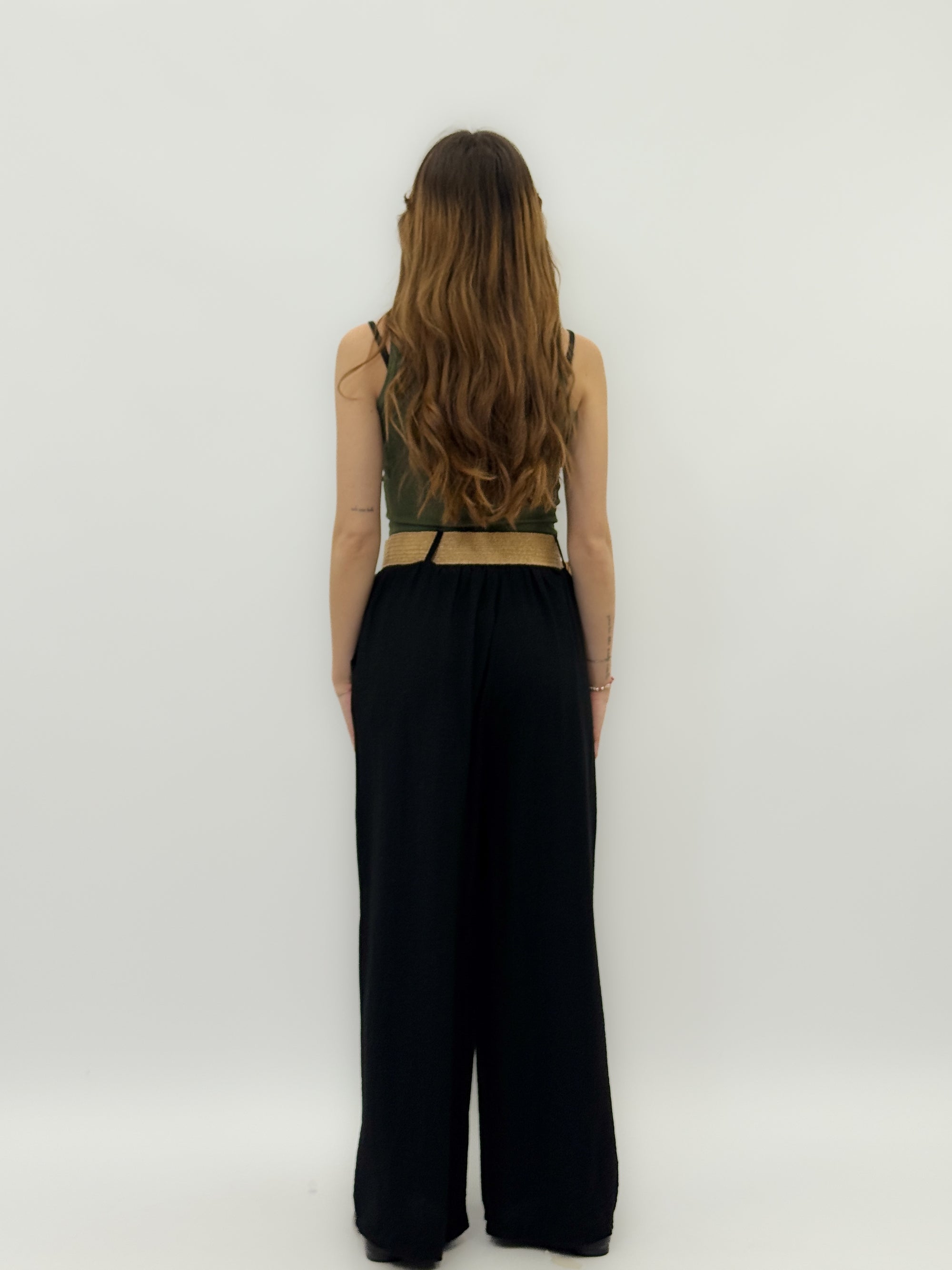 Pantaloni con cintura in paglia