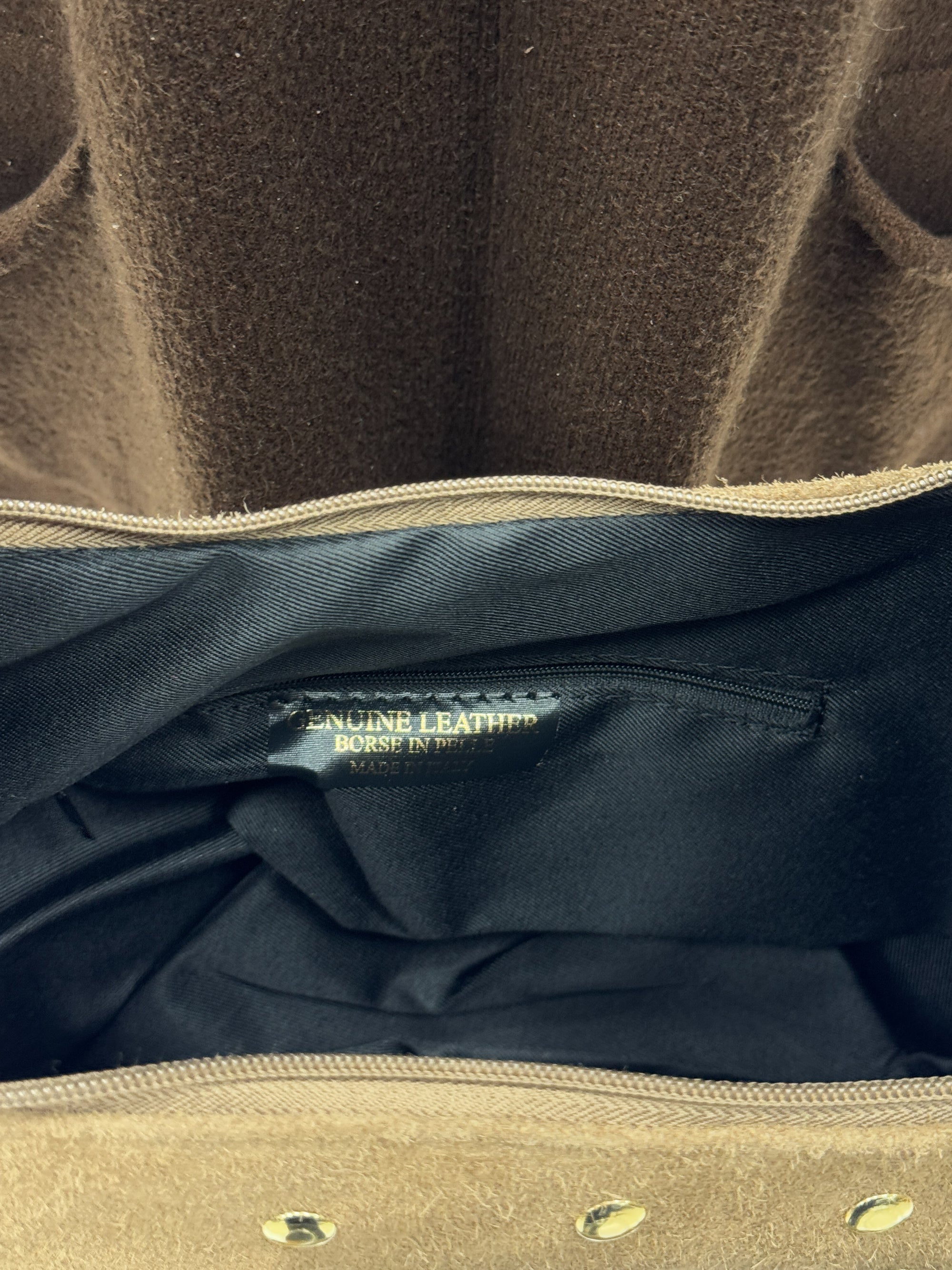 Borsa secchiello con borchie e frange - Vera pelle Made in Italy