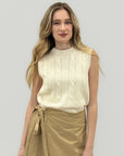 Gilet in Maglia Intrecciata con Taglio Moderno