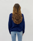 Maglia con scritto "flower"