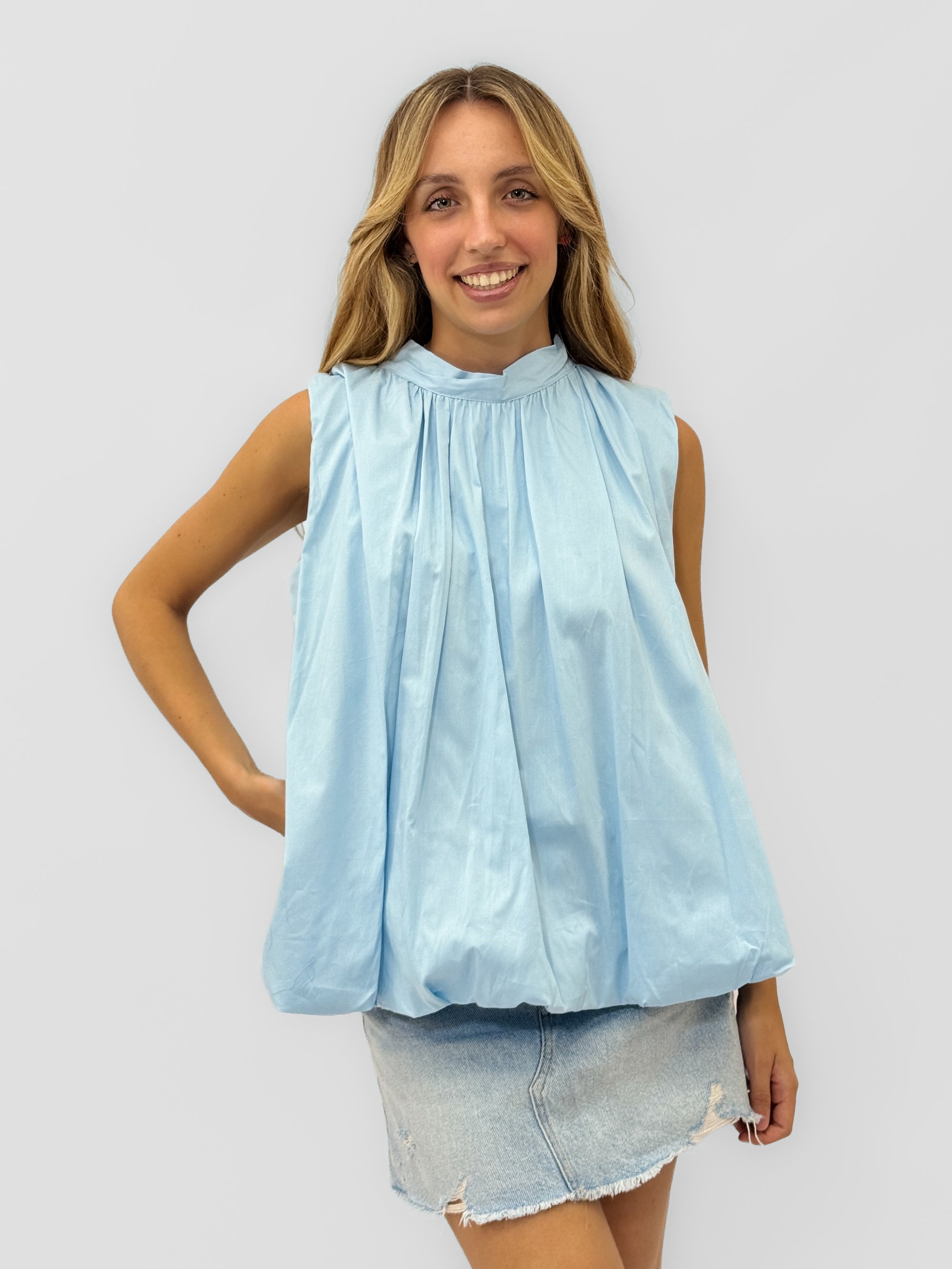 Top Fiocco con Schiena Scoperta