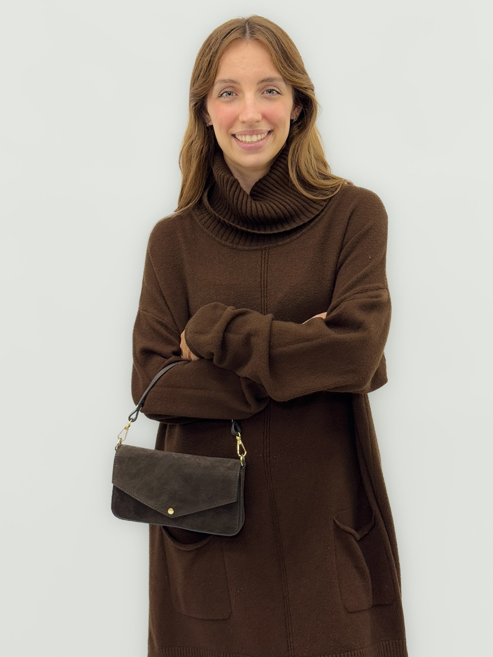 Borsa pochette in vera pelle scamosciata – Made in Italy