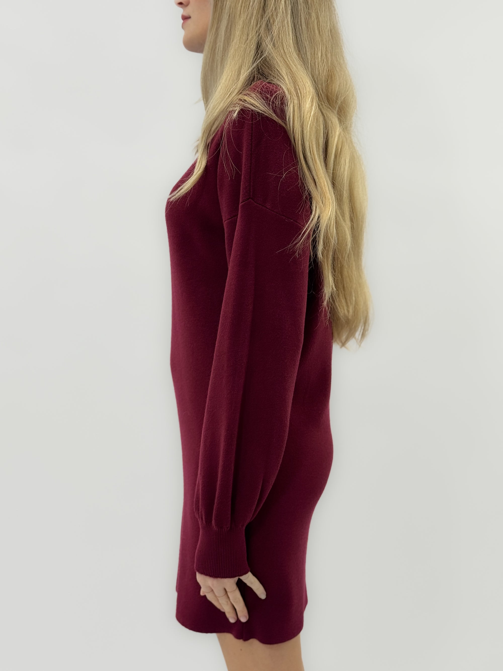 Abito in Maglia a Collo Alto – Morbido e Caldo