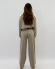 Completo felpa e pantaloni
