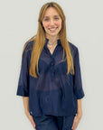 Blusa Leggera con Scollo a V e Bottoni
