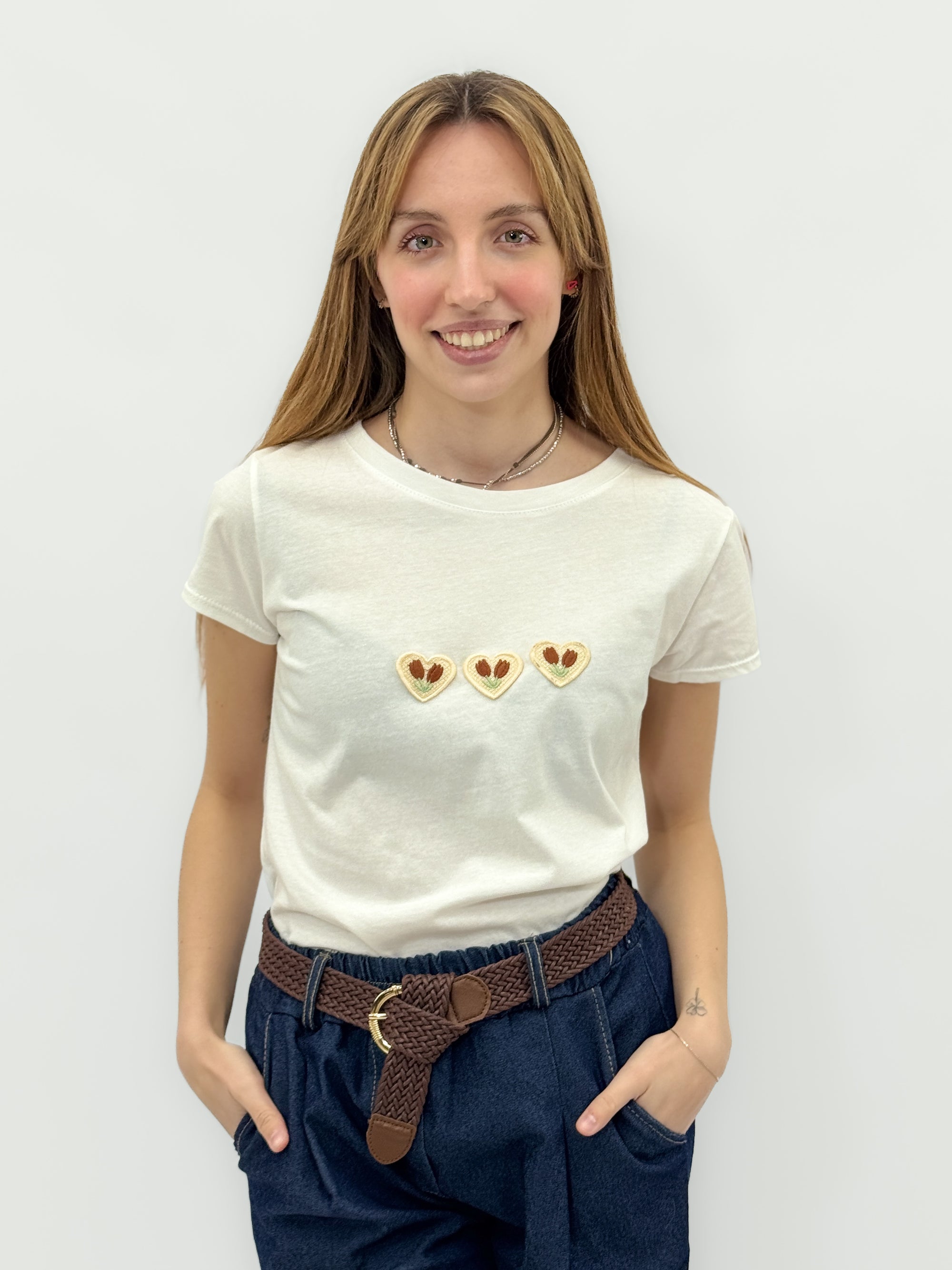 T-shirt Ricamo Cuori