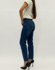 Pantaloni in denim con vita alta e gamba dritta