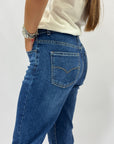 Pantaloni in denim con vita alta e gamba dritta