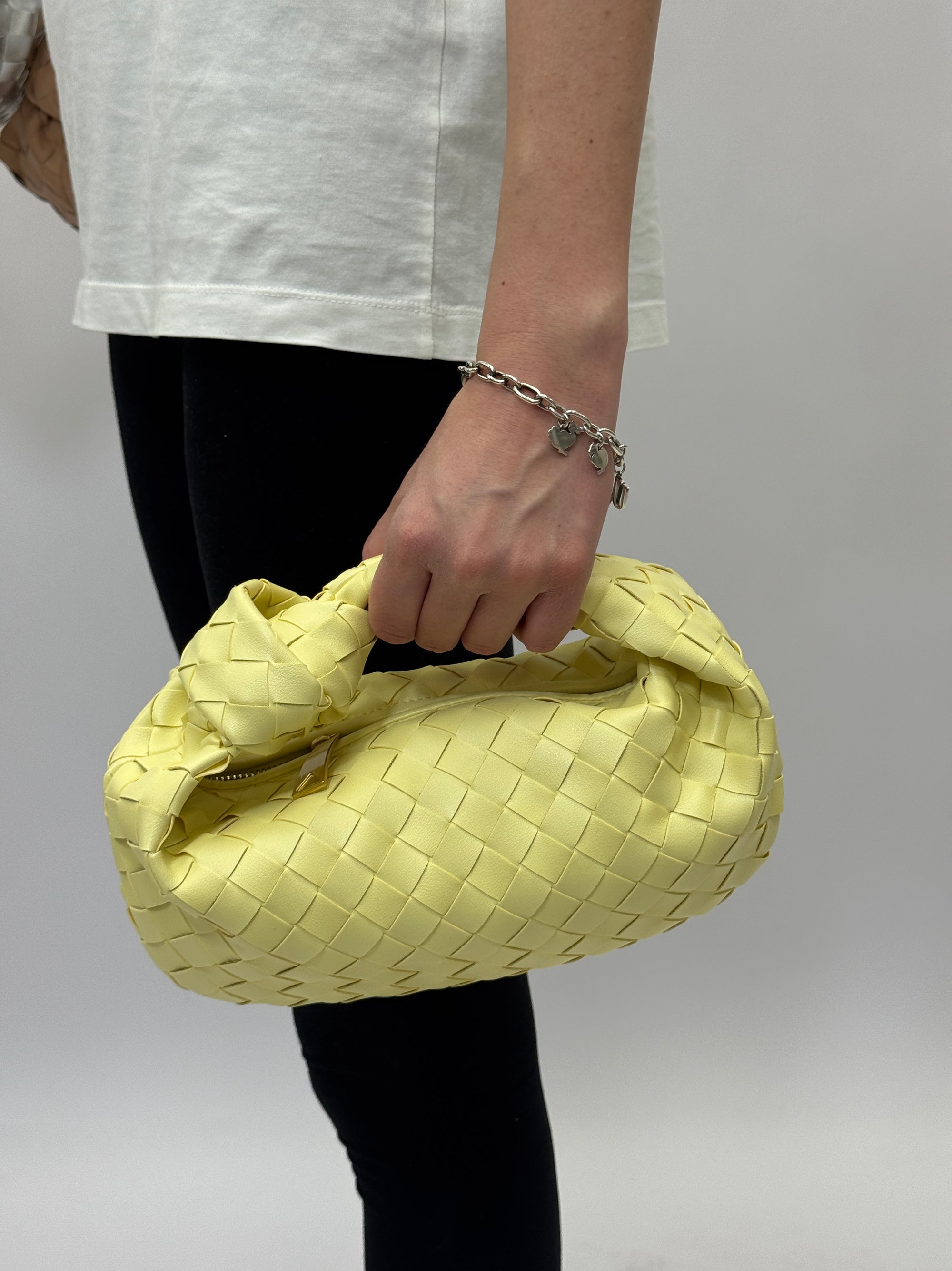 Borsa vera pelle intrecciata con manico