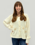 Cardigan Morbido con Ricami Fiore – Taglio Comodo