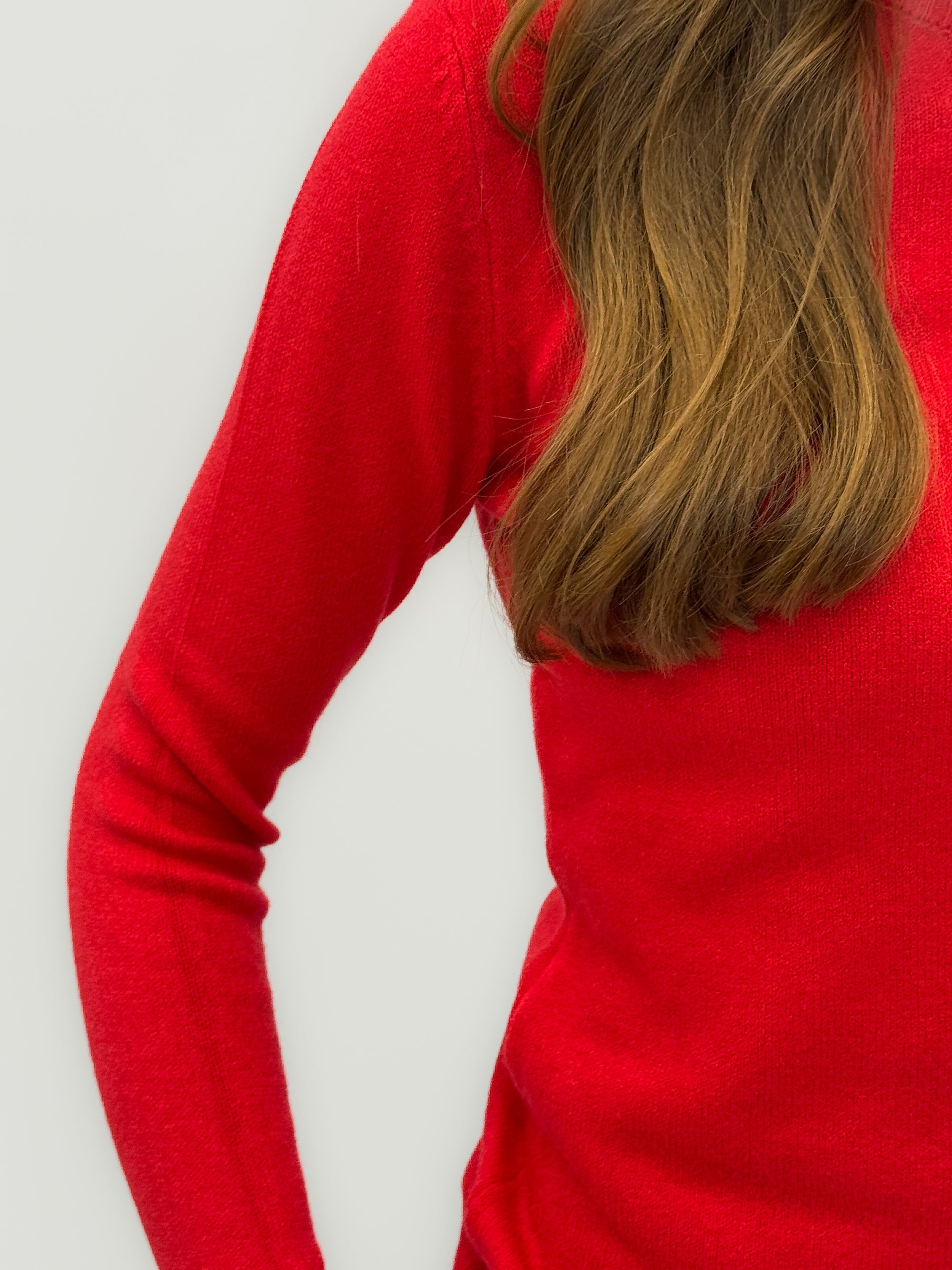 Maglioncino Basico Morbido a Girocollo – Tinta Unita