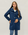 Cappotto in neoprene con cappuccio e bottoni