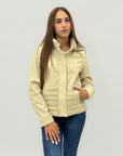 Giacca piumino softshell con cappuccio con inserti imbottiti