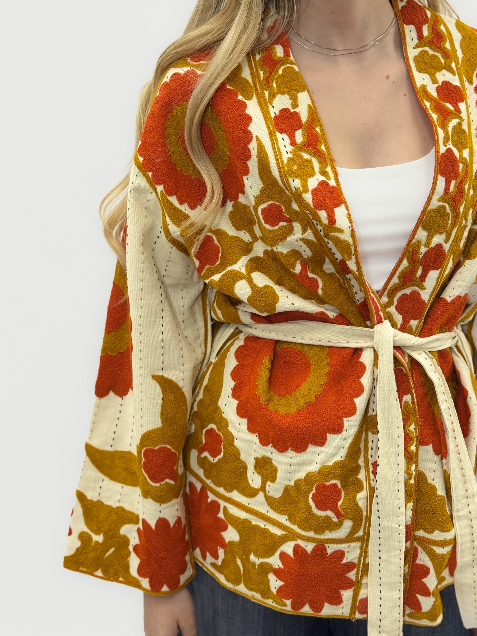 Giacca Kimono Ricamata con Cintura