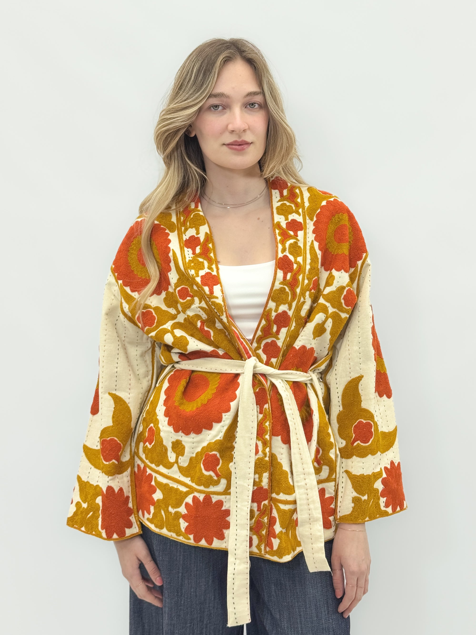 Giacca Kimono Ricamata con Cintura