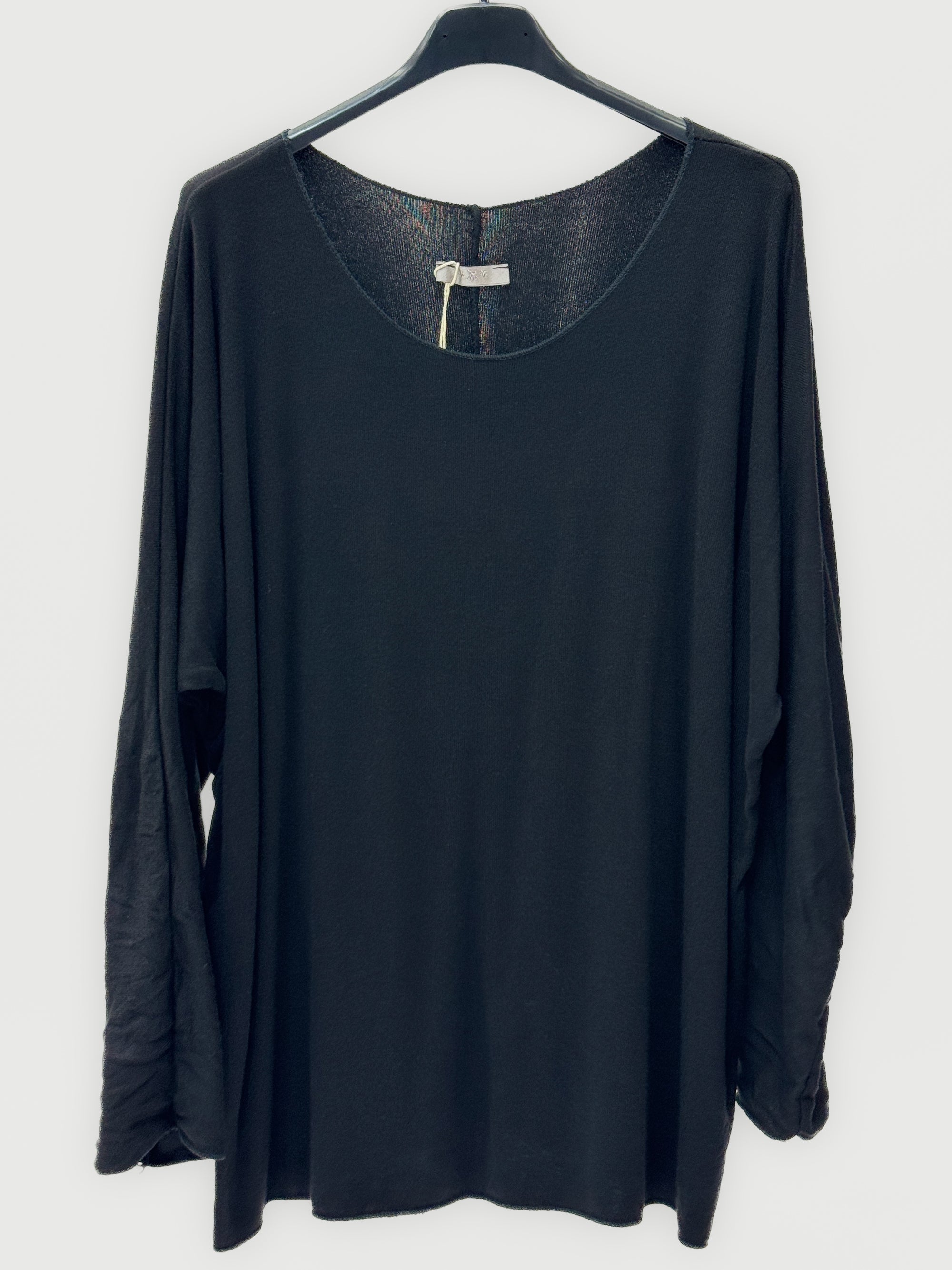 Maglia curvy oversize in misto lana con scollo ampio