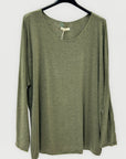 Maglia curvy oversize in misto lana con scollo ampio