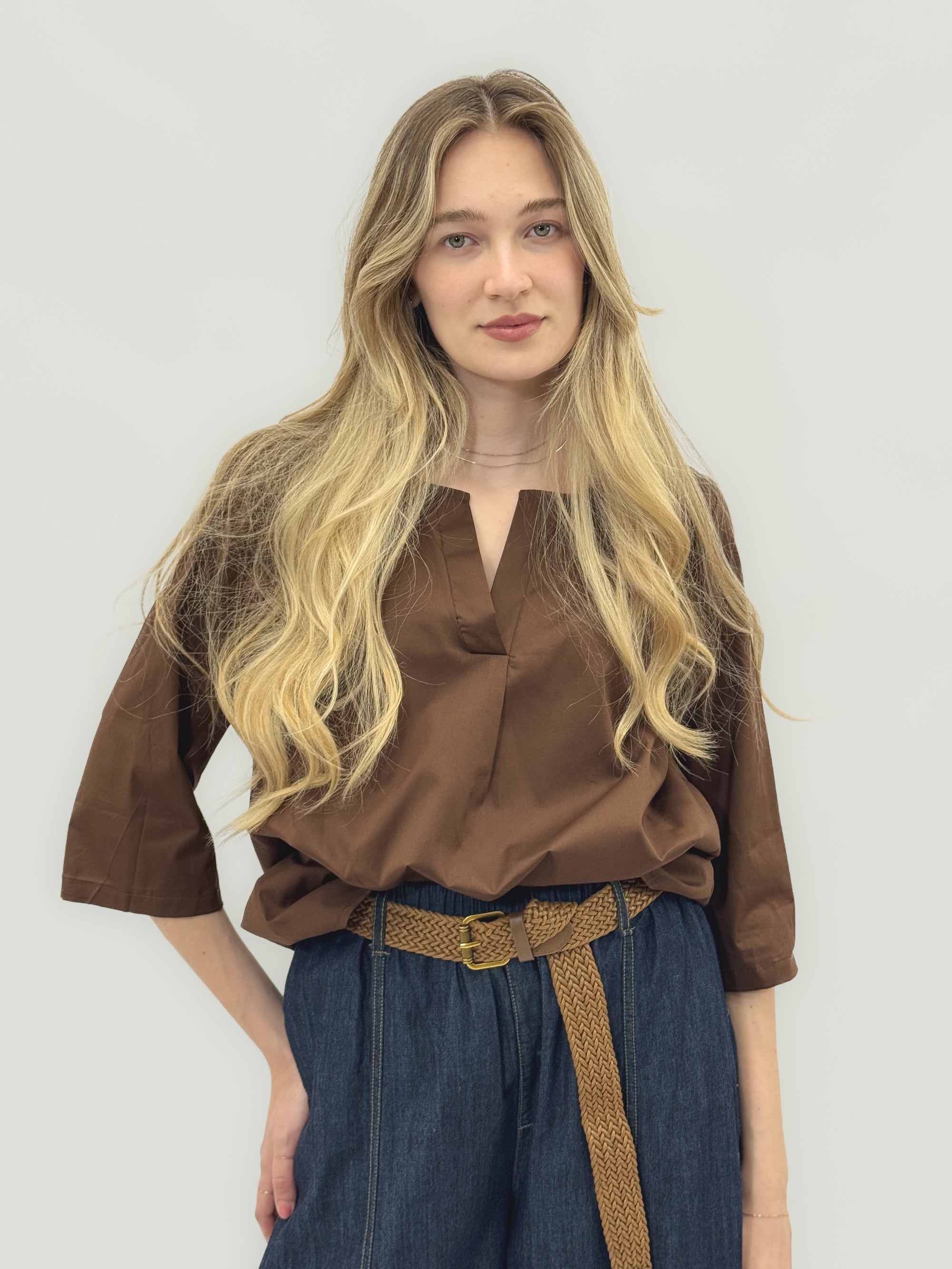 Camicia Basic in Cotone – Semplice, Comoda e Sempre Perfetta