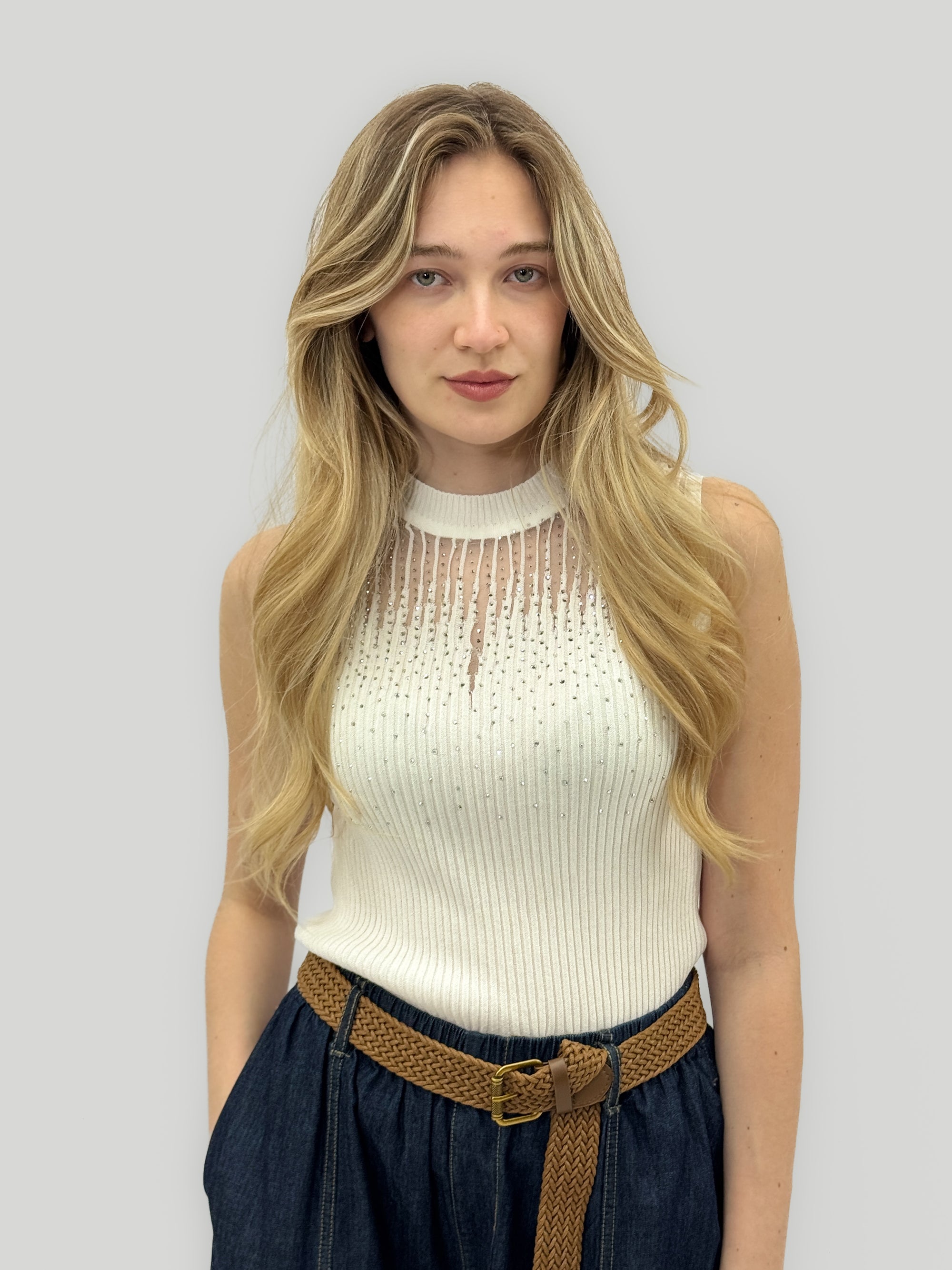 Top in Maglia con Dettaglio Gioiello