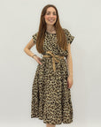 Abito animalier con cintura