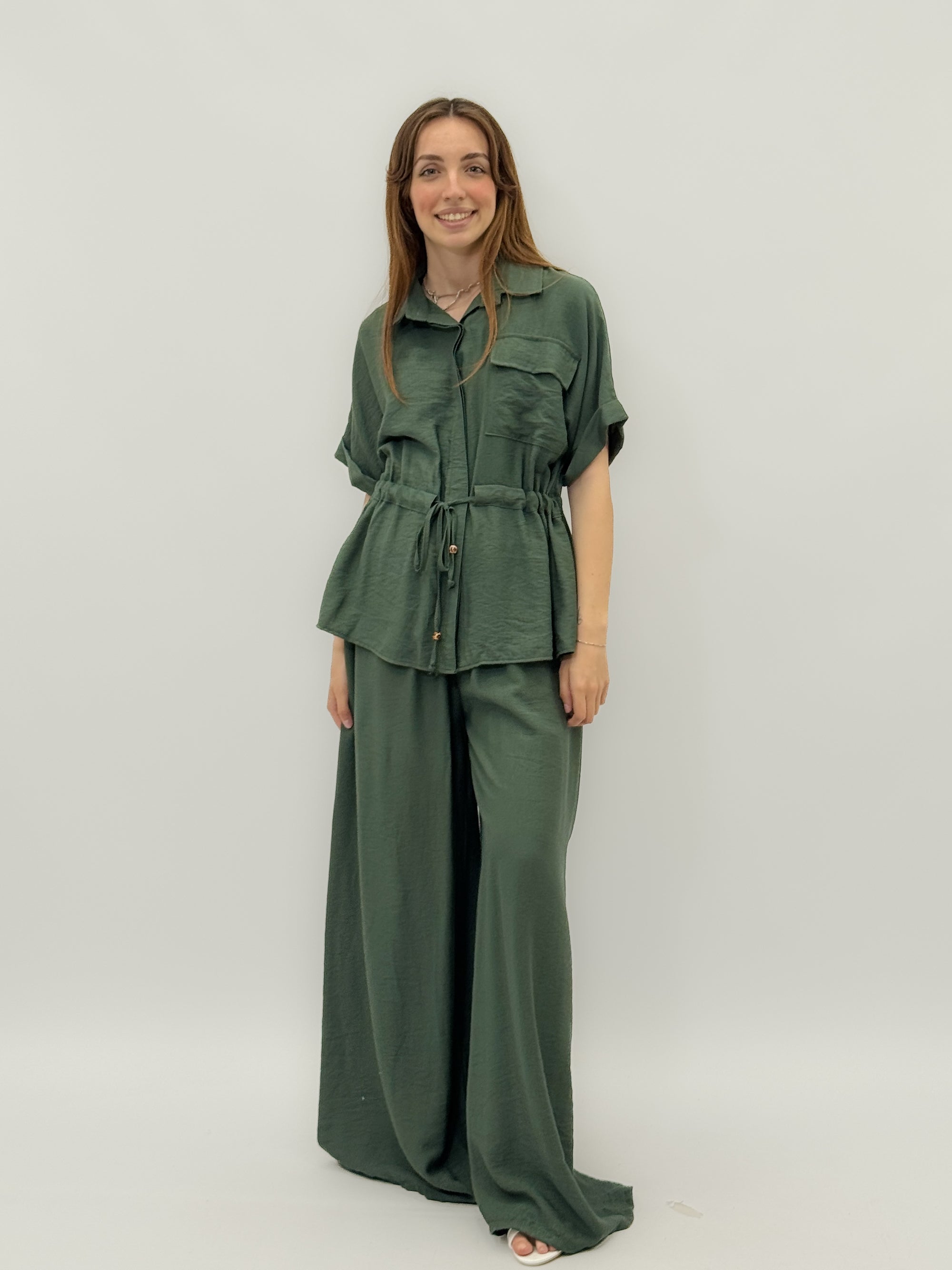 Completo maglia e pantalone