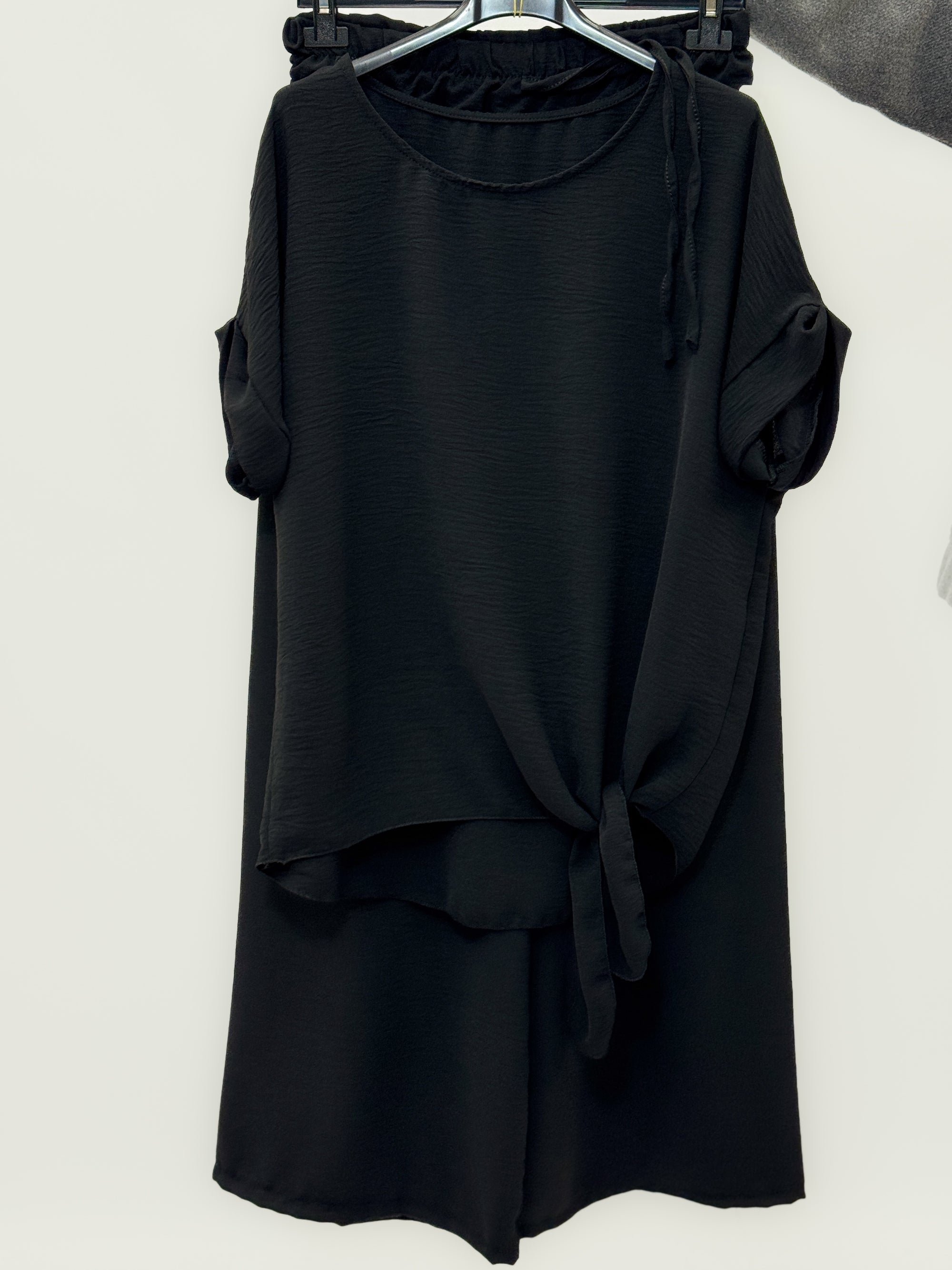 Completo morbido con pantaloni palazzo e top relaxed