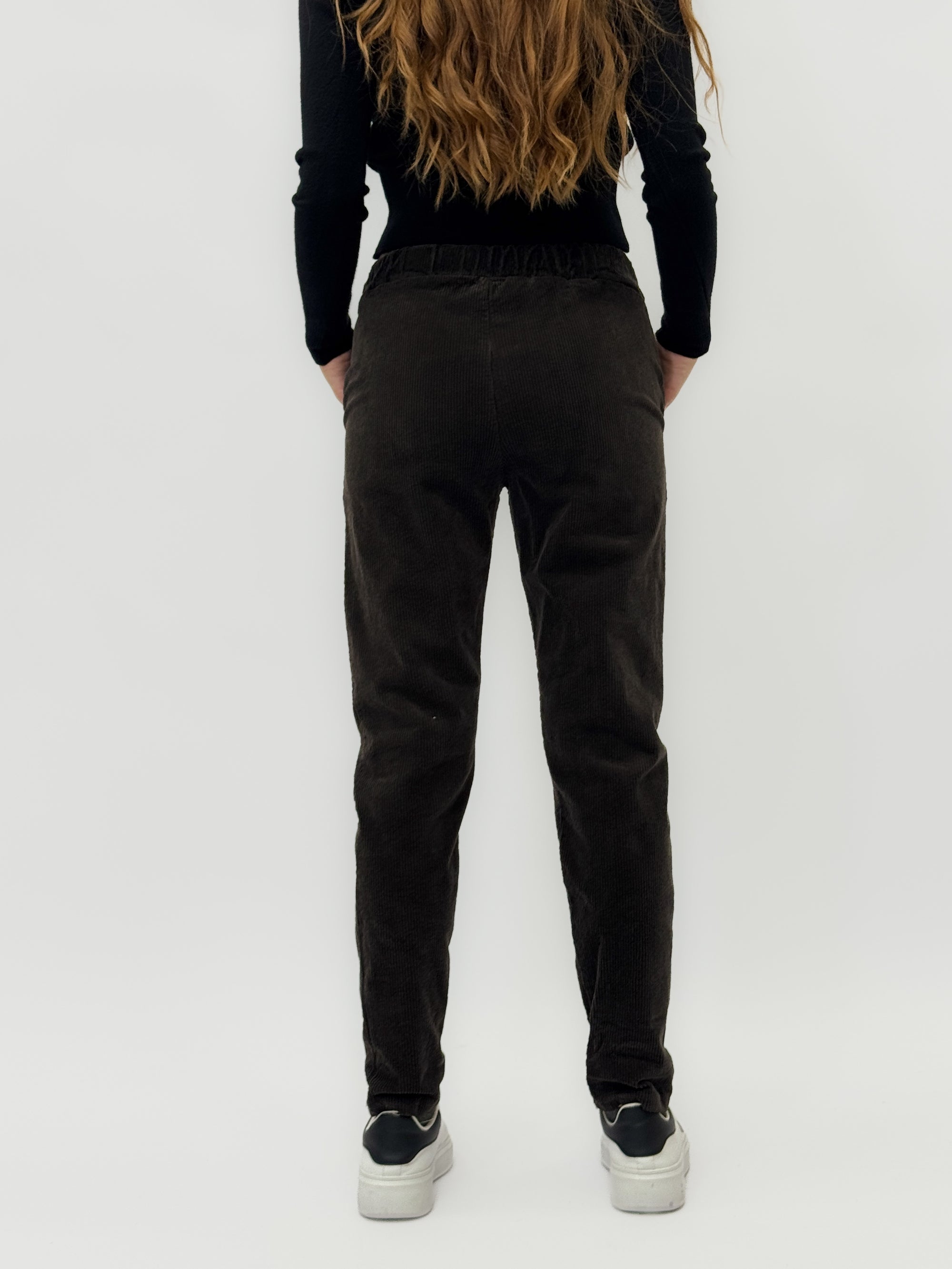 Pantaloni in velluto con laccio