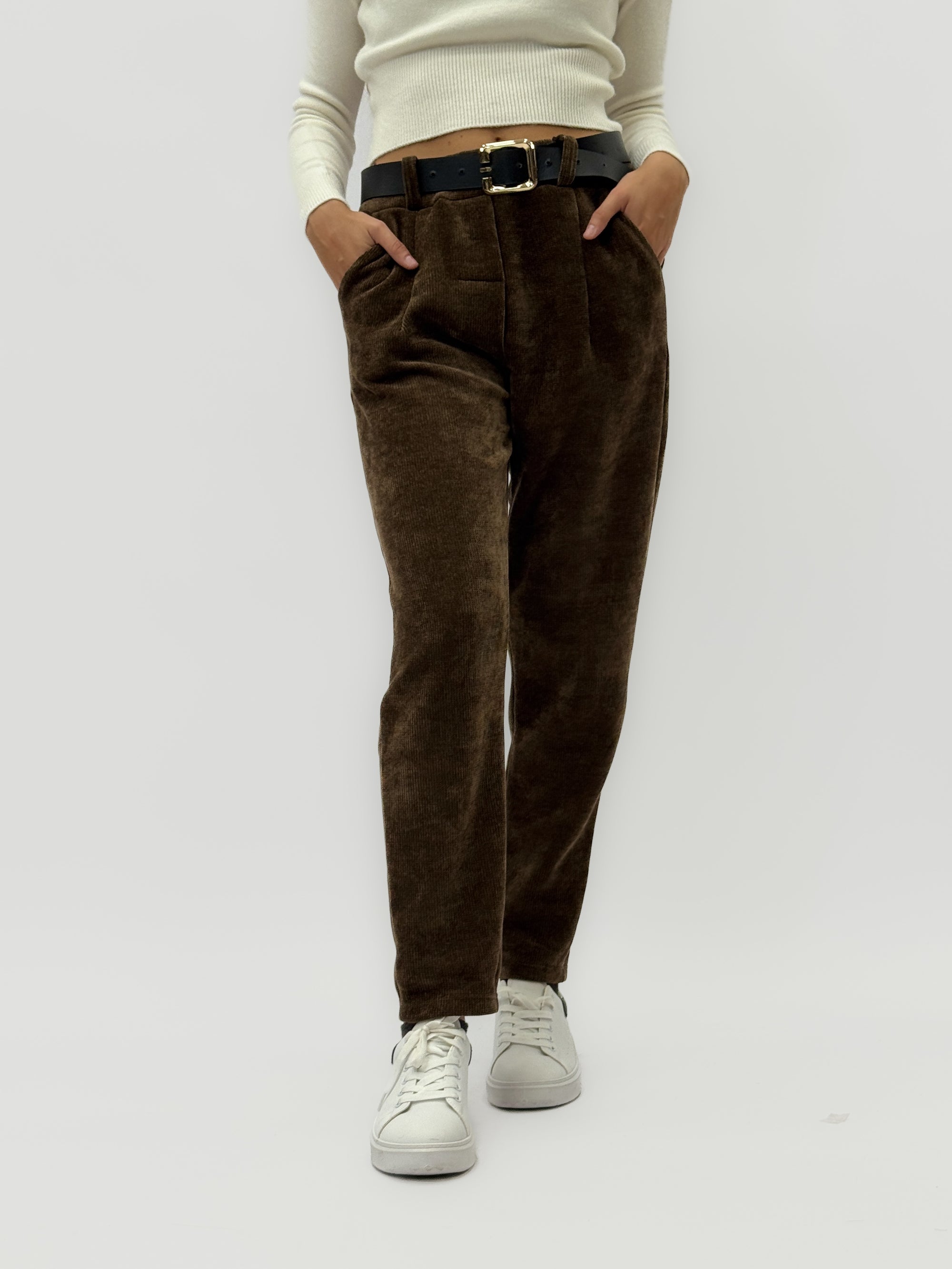 Pantaloni in velluto con cintura