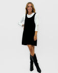 Abito salopette in velluto con maglia in cotone