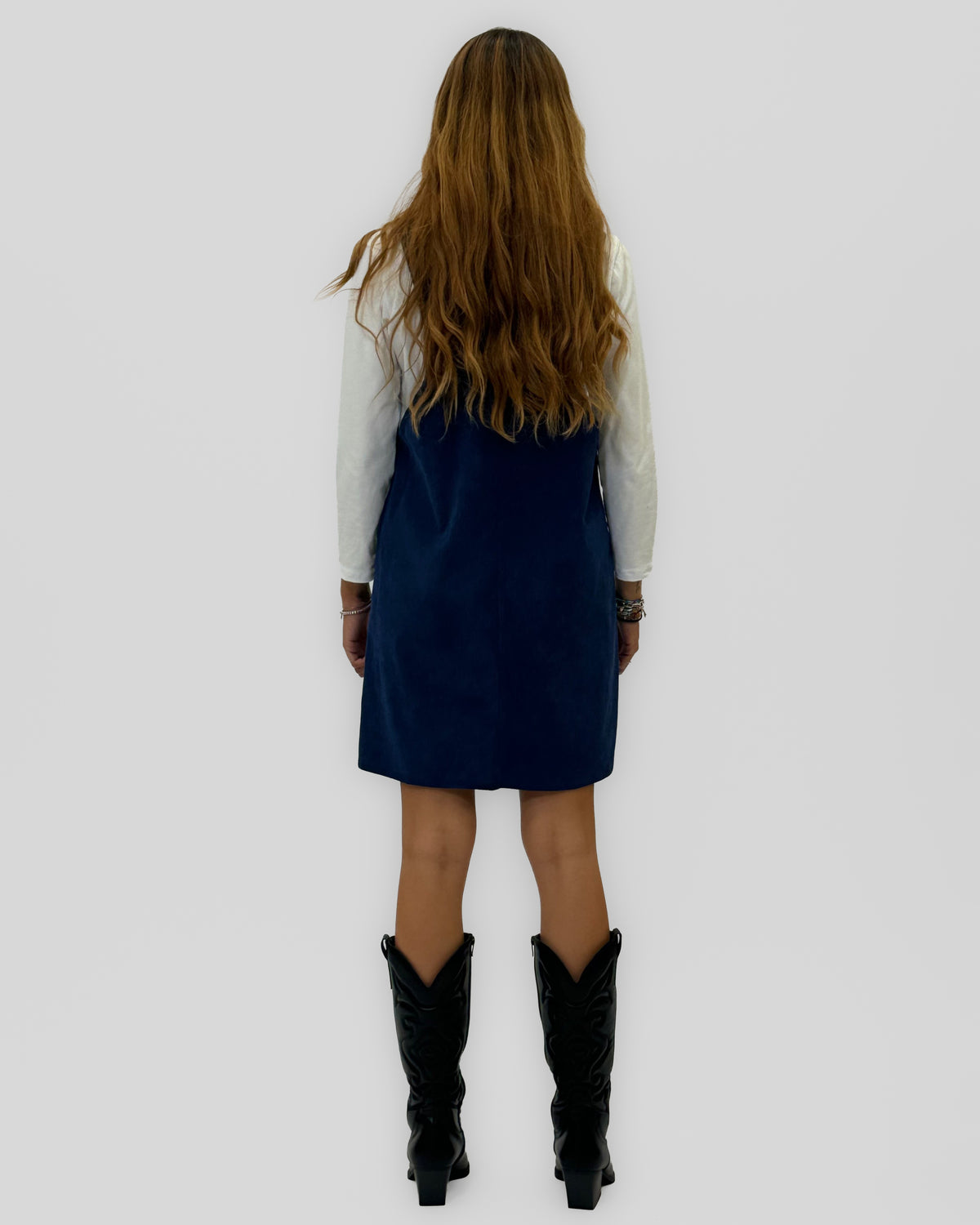 Abito salopette in velluto con maglia in cotone
