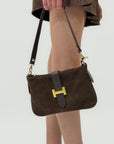 Borsa in vera pelle con fibbia H dorata