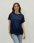 Maglia satinata a tinta unita