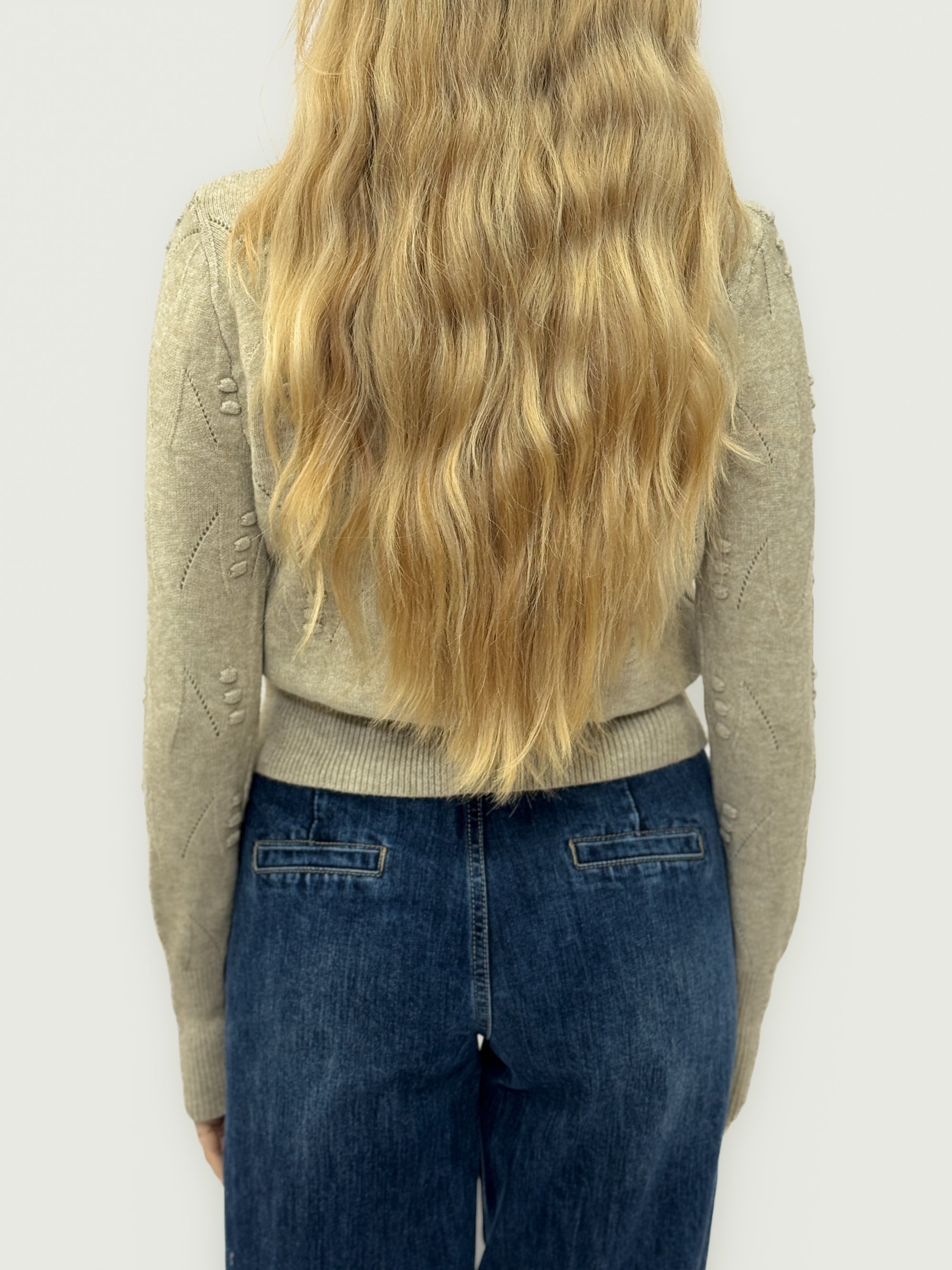 Maglia a Trecce con Dettagli in Rilievo