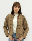 Giacca stile militare con bottoni decorativi
