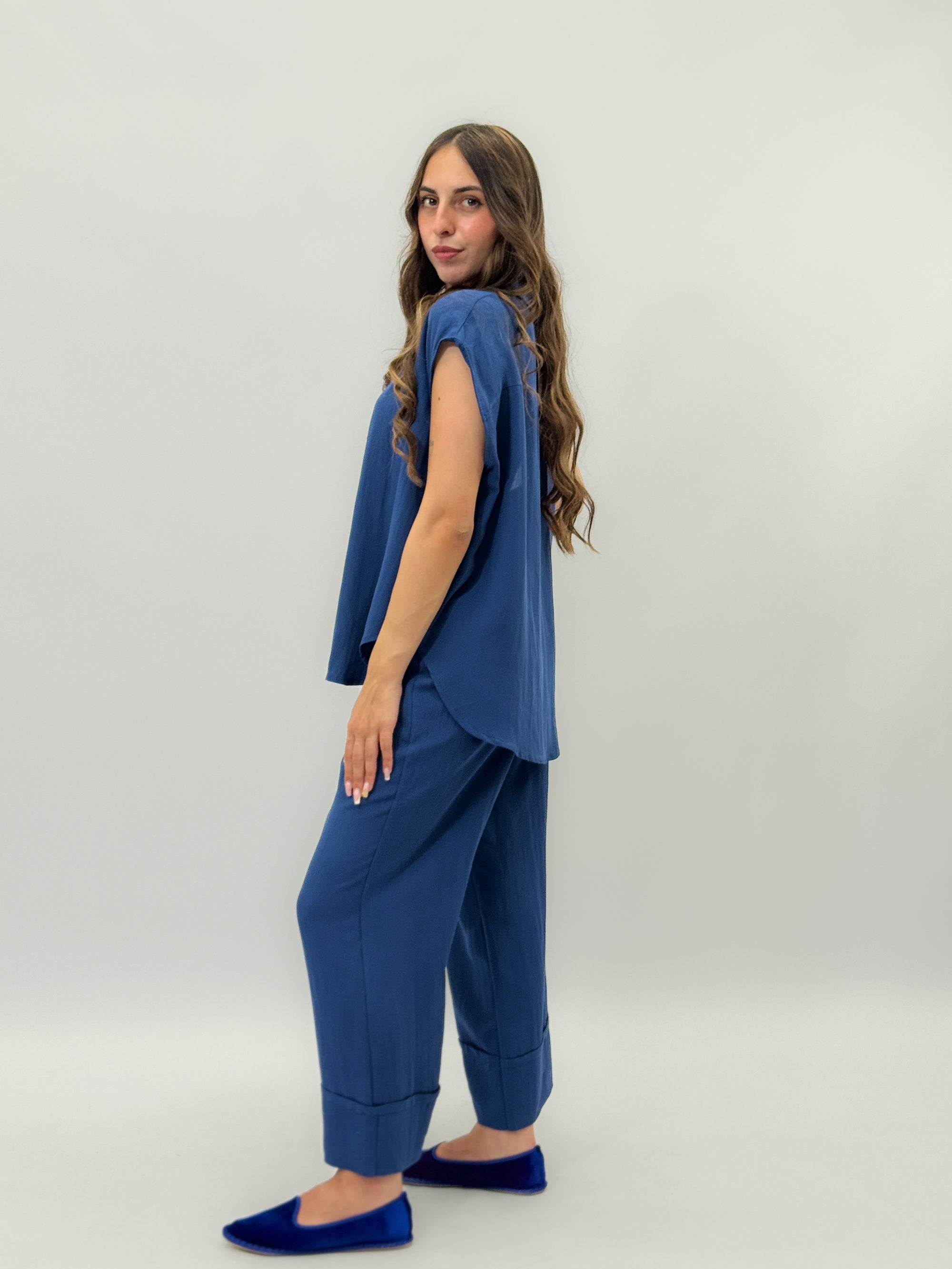 Completo maglia e pantalone in lino