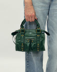 Borsa a mano con dettagli borchiati