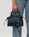 Borsa a mano con dettagli borchiati