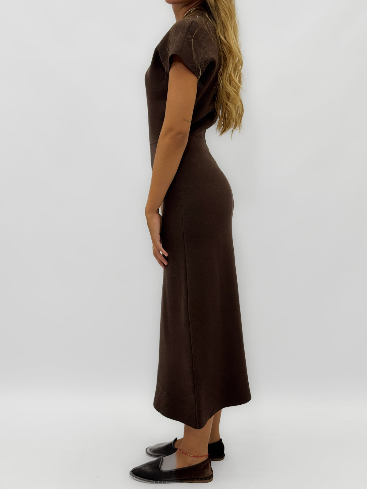Abito lungo donna in maglia con scollo a V