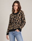 Maglia donna animalier girocollo a maniche lunghe Nero indossata da Polly 2, foto 2